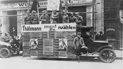 The Communist Party (KPD) capaigning on the street of Essen in 1925.